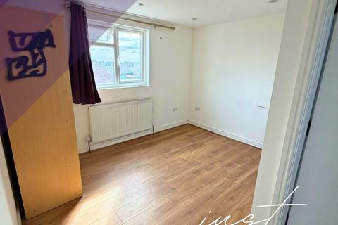 undefined, Bear Road, Feltham, TW13