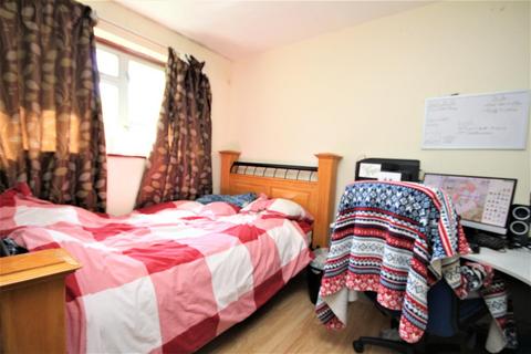undefined, Guildford Park Avenue, Guildford