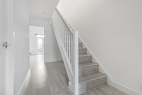 undefined, Mountbatten Close, London, SE19
