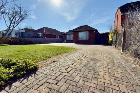 2 bedroom detached bungalow for sale, Homewood Avenue, Sittingbourne ME10