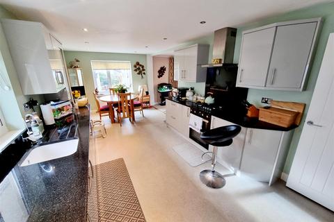 3 bedroom detached bungalow for sale, Homefield Park, Bodmin