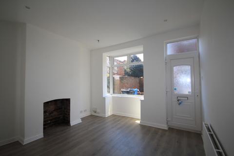 undefined, Thornton Avenue, Newstead St, Hull, HU5