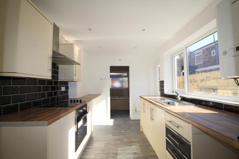 undefined, Thornton Avenue, Newstead St, Hull, HU5