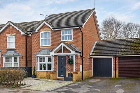 undefined, Whitebeam Close, Colden Common, SO21