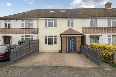 Crummock Close, Near Burnham, Berkshire, SL1