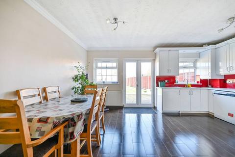 5 bedroom semi-detached house for sale, Cranbourne Close, Cippenham Green, Slough, SL1