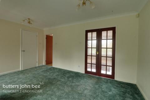 3 bedroom semi-detached house for sale, Reynards Rise, MARKET DRAYTON