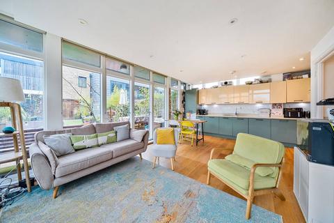undefined, Boundary Lane, Elephant and Castle, London, SE17