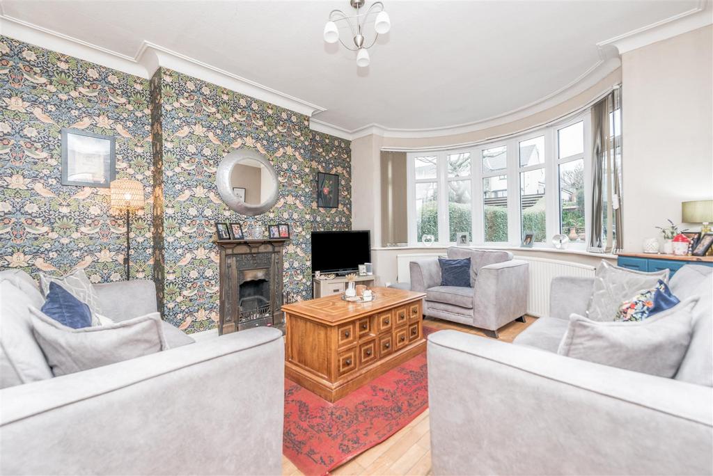 Living Room: