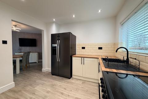 3 bedroom semi-detached house for sale, Loders Green, Eastfield, YO11