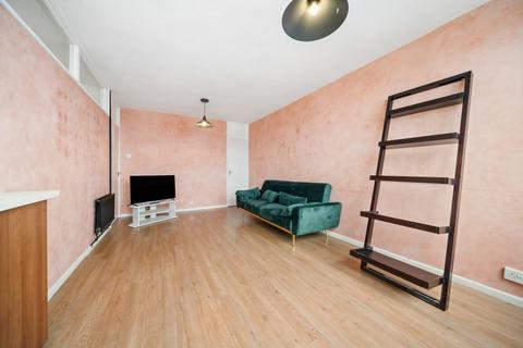 2 bedroom flat to rent, Caledonian Road, London N1