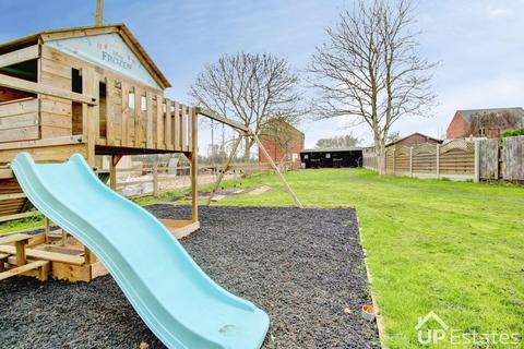 3 bedroom semi-detached house for sale, Hawkes Mill Lane, Allesley, Coventry