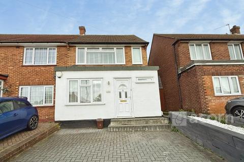 2 bedroom semi-detached house to rent, Penhill Road Bexley DA5