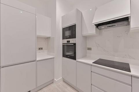 1 bedroom flat for sale, 26 Gwynne Road, LONDON SW11