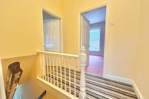 undefined, Organ Street, Leigh
