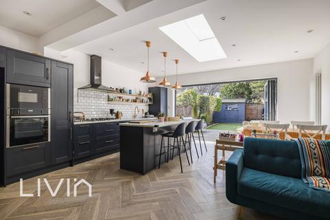 undefined, Croydon CR0