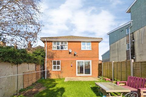 undefined, 188 Millbrook Road East, Southampton SO15