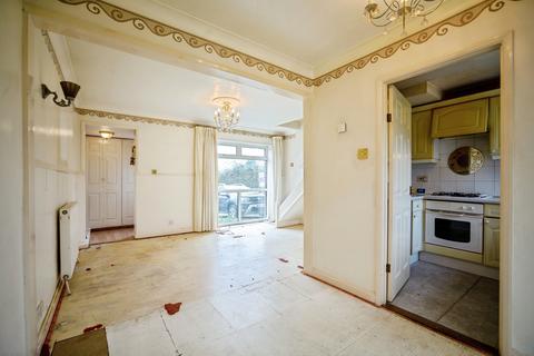 2 bedroom semi-detached house for sale, Windsor Gardens, Sheerness, ME12