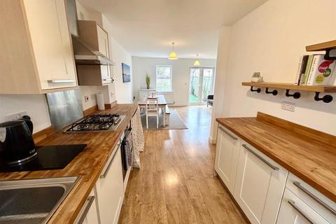 3 bedroom end of terrace house for sale, Loiret Crescent, Malmesbury