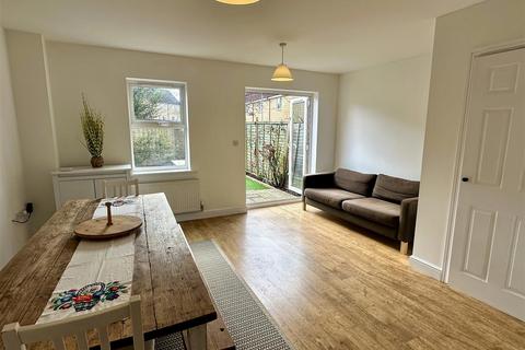 3 bedroom end of terrace house for sale, Loiret Crescent, Malmesbury