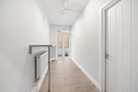 undefined, Fount Street, London SW8