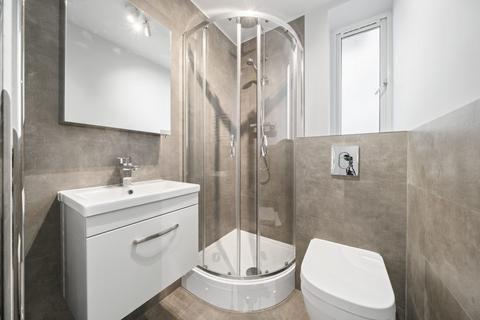 3 bedroom flat to rent, Fount Street, London SW8