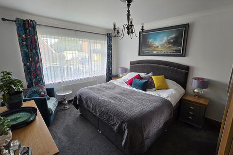 undefined, Newlands Rise, Yeadon LS19