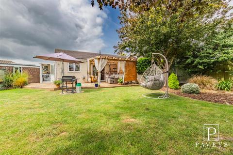 2 bedroom detached bungalow for sale, Great Harrods, Walton On The Naze