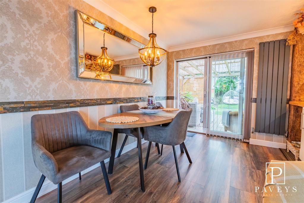 Open plan lounge diner