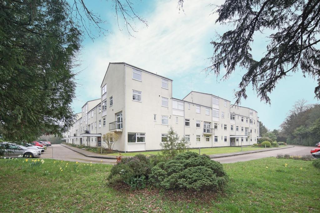 154 Northumberland Court-13.jpg