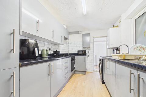 3 bedroom terraced house for sale, Newport Road, Reading, RG1