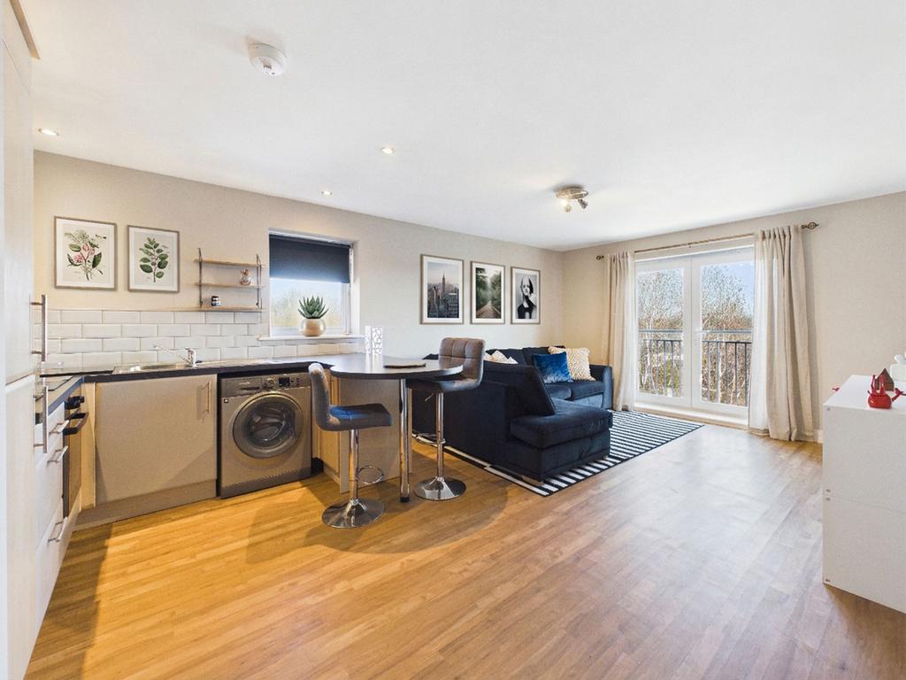 Apartment in Nottingham, Gedling - View 2
