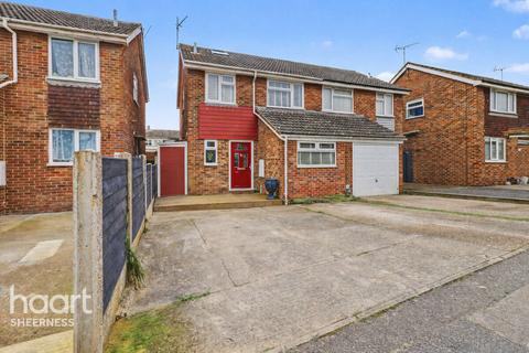 4 bedroom semi-detached house for sale, Sterling Road, Queenborough