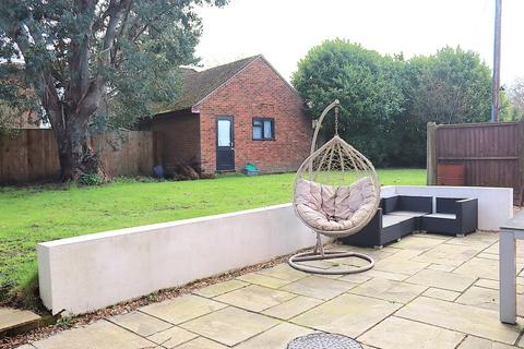 undefined, Hazel Avenue, Farnborough GU14
