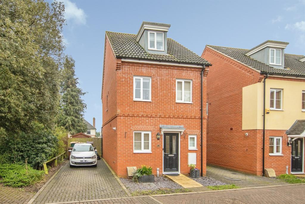 3 bedroom townhouse for sale