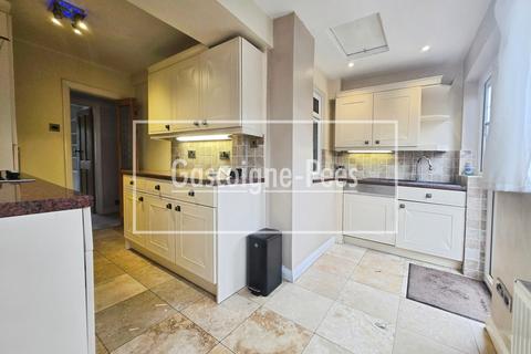 undefined, The Avenue Lansdowne Court, Worcester Park, KT4