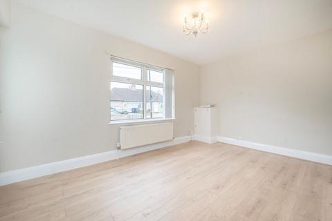 2 bedroom semi-detached house to rent, Bengarth Road, Northolt UB5