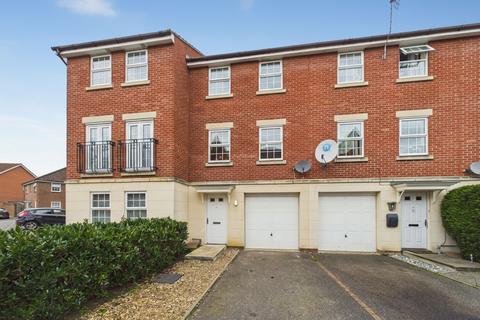 3 bedroom terraced house for sale, Ethelreda Drive, Thetford, IP24