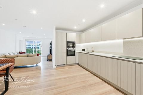 3 bedroom apartment for sale - Alder House, Seagull Lane, London E16
