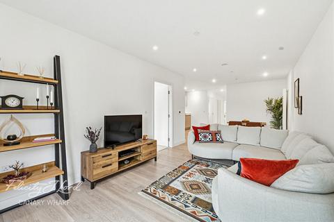 3 bedroom apartment for sale, Alder House, Seagull Lane, London E16
