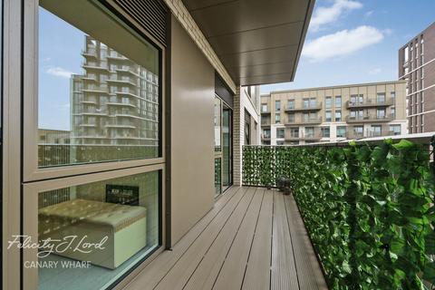 3 bedroom apartment for sale, Alder House, Seagull Lane, London E16
