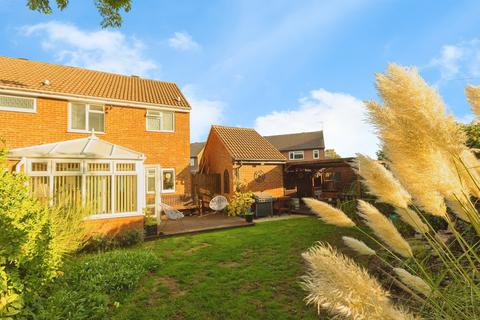 undefined, Gemini Close, Leighton Buzzard