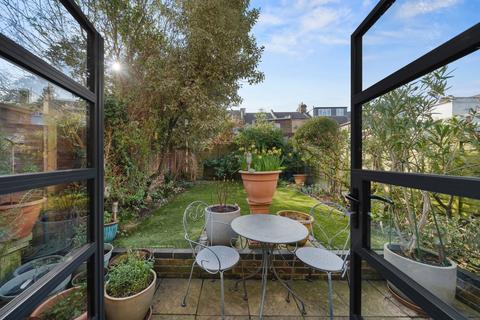 2 bedroom ground floor flat for sale, Linacre Road, NW2
