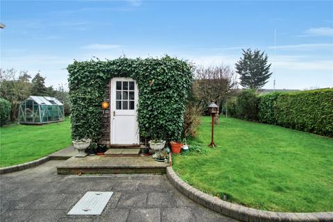 2 bedroom bungalow for sale, Briarwood Drive, Leigh-on-Sea, Essex, SS9