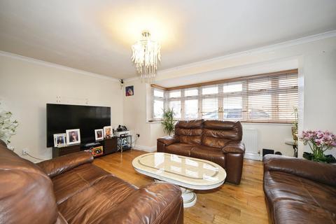 4 bedroom semi-detached house for sale, Meyer Road, Erith DA8