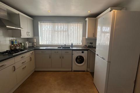 2 bedroom semi-detached bungalow for sale, Heathfield Road, West Moors, Ferndown