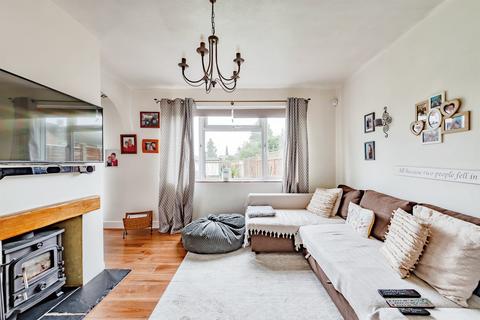 4 bedroom semi-detached house for sale, Southmead, Redhill