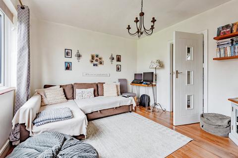 4 bedroom semi-detached house for sale, Southmead, Redhill