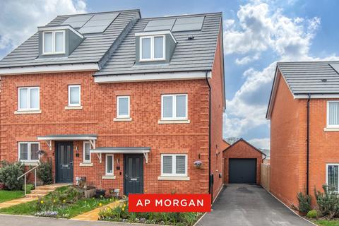 undefined, Cedar Road, Bromsgrove, Worcestershire, B61