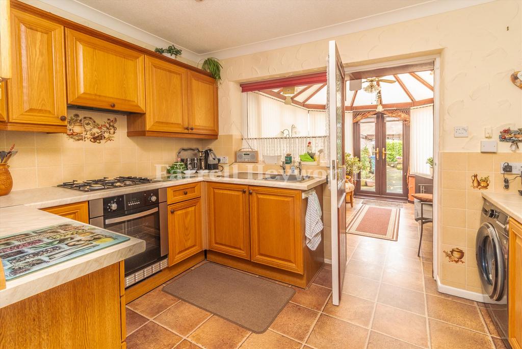 Kitchen image 2